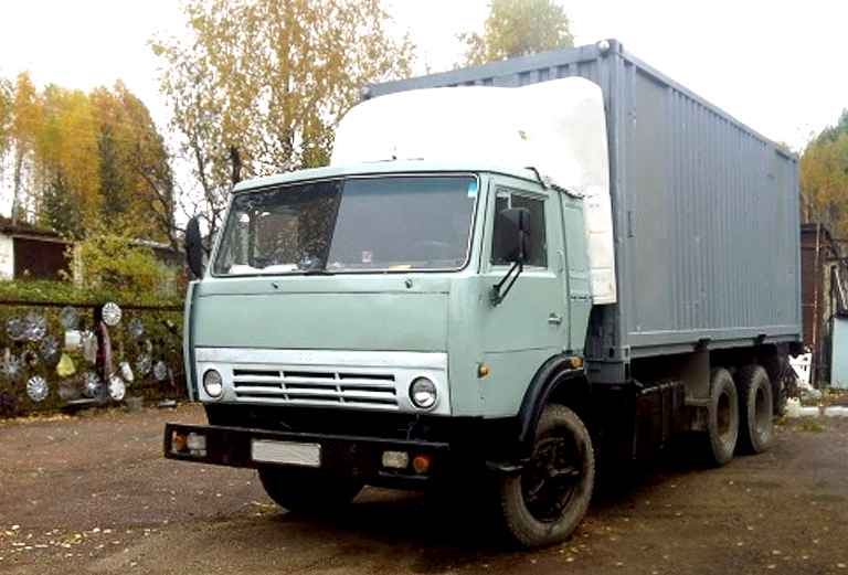 Заказать грузовой автомобиль для доставки мебели : Домашние вещи из Пензы в Веселый