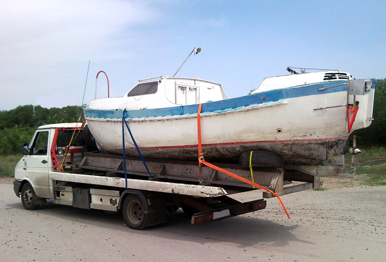 Доставка катера из Владивостока в Архангельск