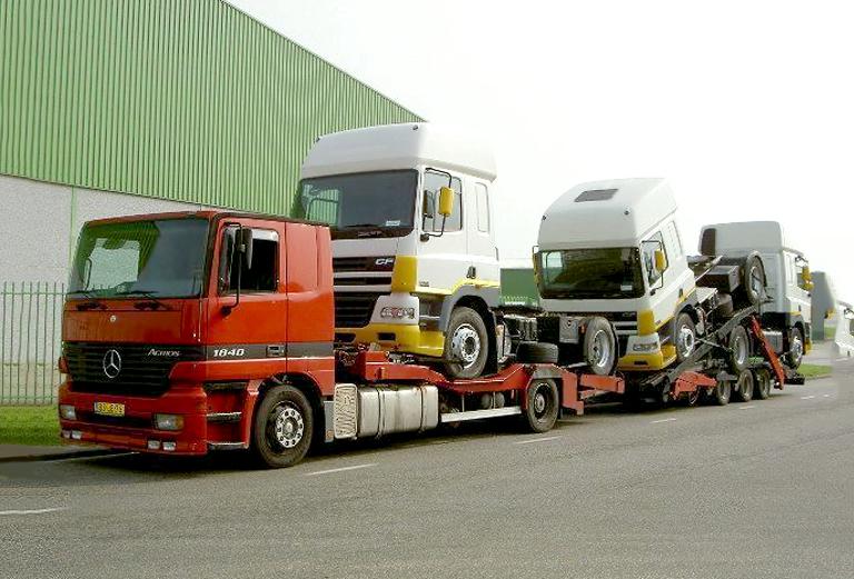 Сколько стоит доставка грузовика  из Новосибирска в Владивосток
